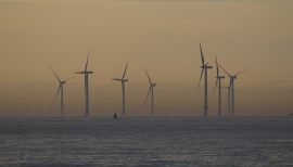 elektrownia wiatrowa wiatraki morze turbina wiatr