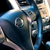 nissan kierownica