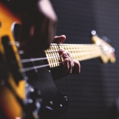 Gitara basowa gitara elektryczna muzyka gitarzysta